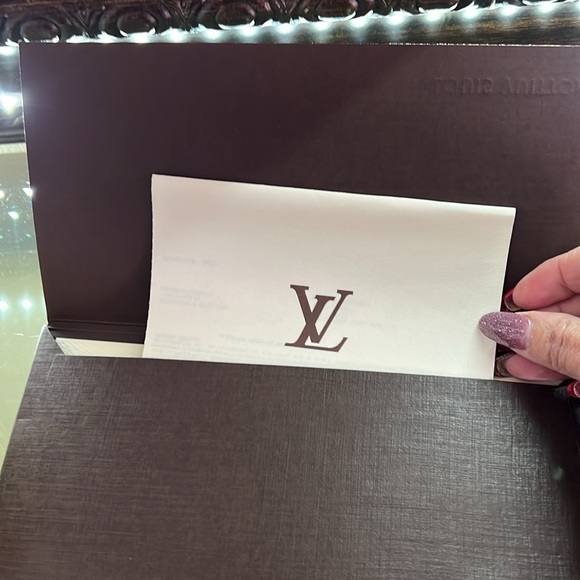 Louis Vuitton phone & wallet  dust protector & wallet size box - Picture 6 of 6